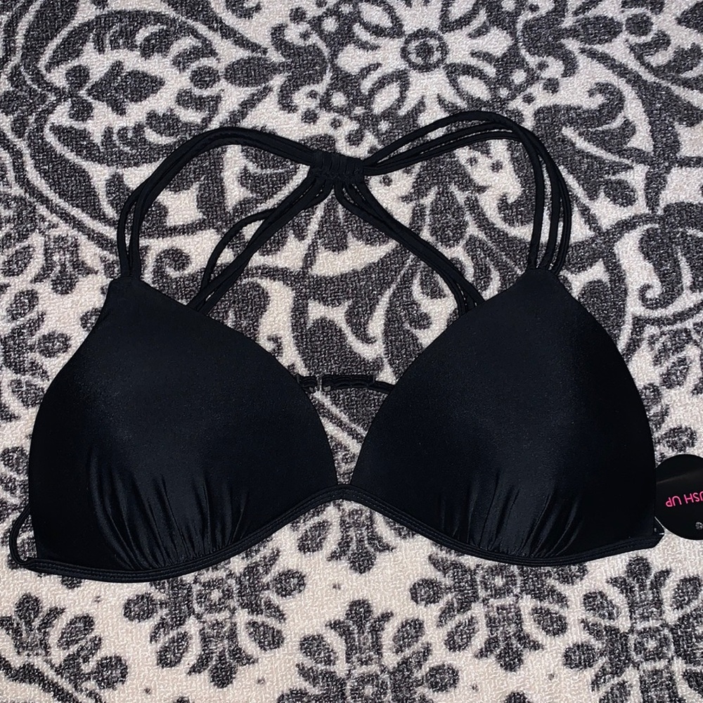 🏖️🌴 Black XL bikini top with unique style NWT